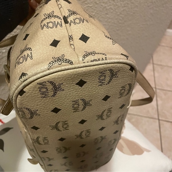 AUTHENTIC MCM Visetos Vintage Cross Shopper bag - Picture 3 of 13